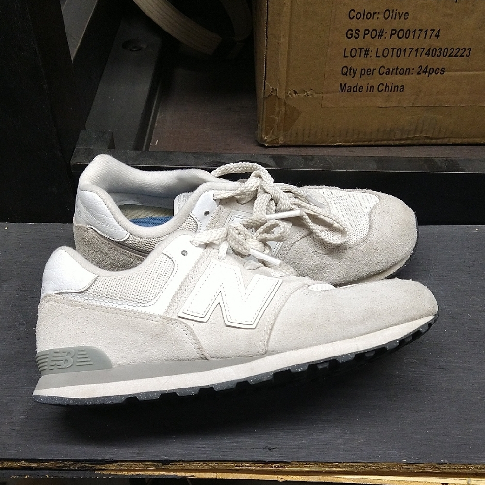 New Balance Kids Cream and Gray Sneakers - Picture 2 of 8